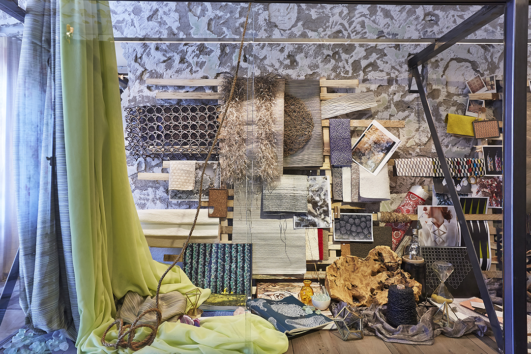 creative window display