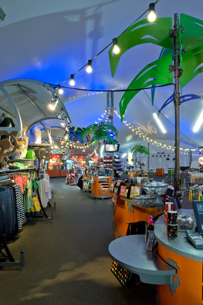 creative retail design